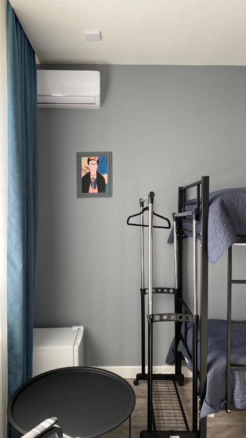 Express Inn Pʼotʼi Dış mekan fotoğraf