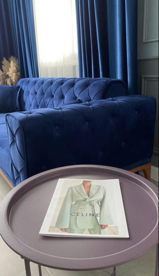 Express Inn Pʼotʼi Dış mekan fotoğraf