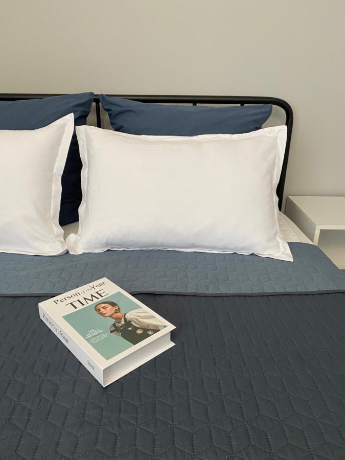 Express Inn Pʼotʼi Dış mekan fotoğraf