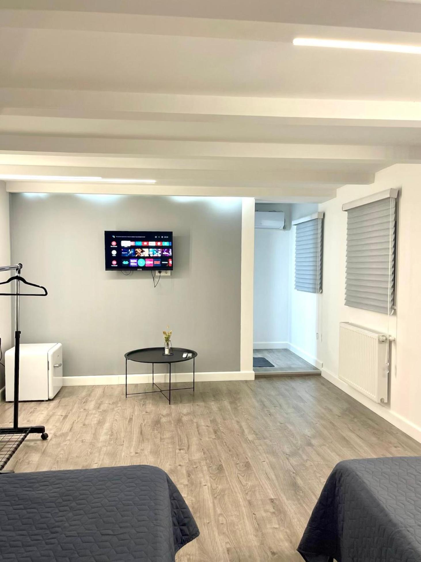 Express Inn Pʼotʼi Dış mekan fotoğraf